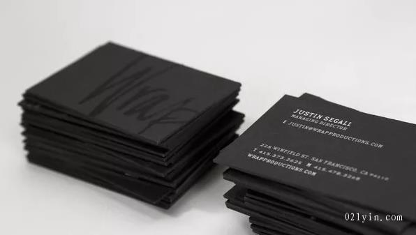 黑卡名片設計欣賞